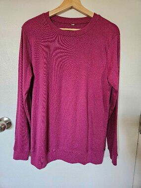 Ficerd Women's Long-Sleeve Crew Neck Shirt, Size Medium